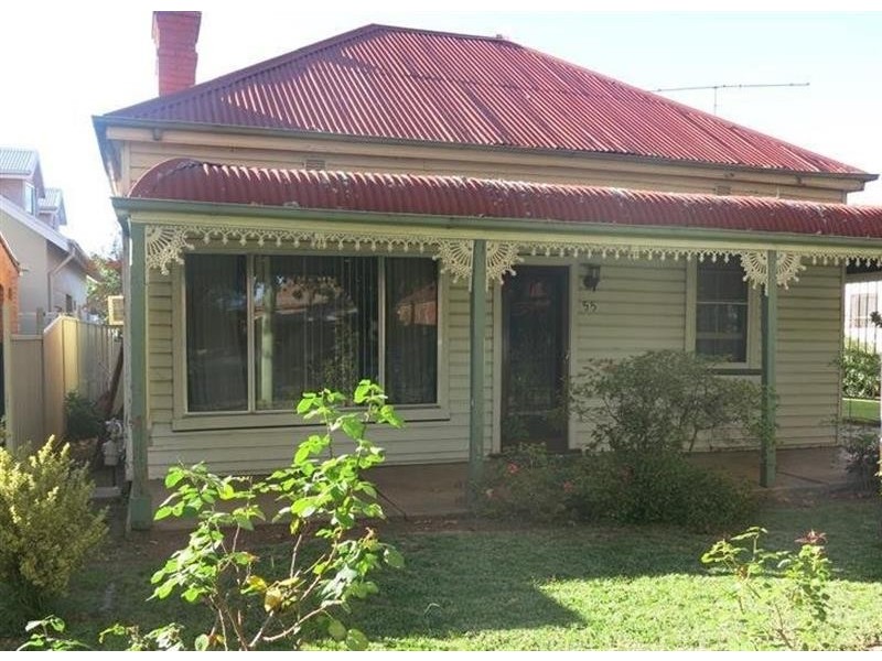 55 Best St, Wagga Wagga NSW 2650