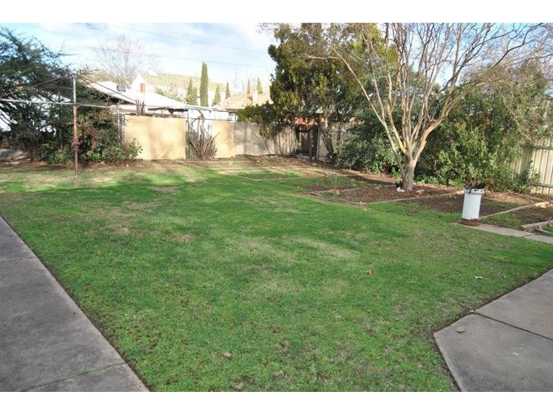 55 Best St, Wagga Wagga NSW 2650