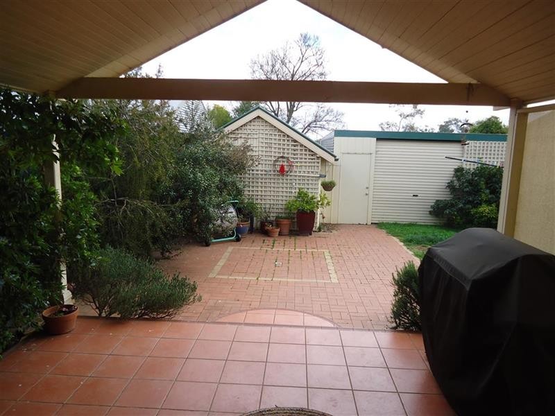 70 Thorne St, Wagga Wagga NSW 2650
