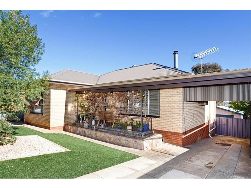 22 Marama Pde, Mount Austin NSW 2650