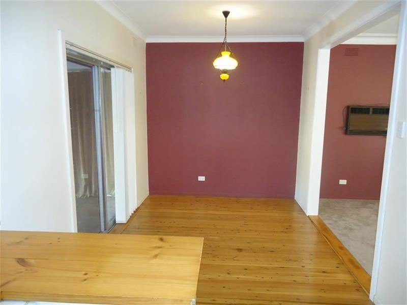 22 Marama Pde, Mount Austin NSW 2650