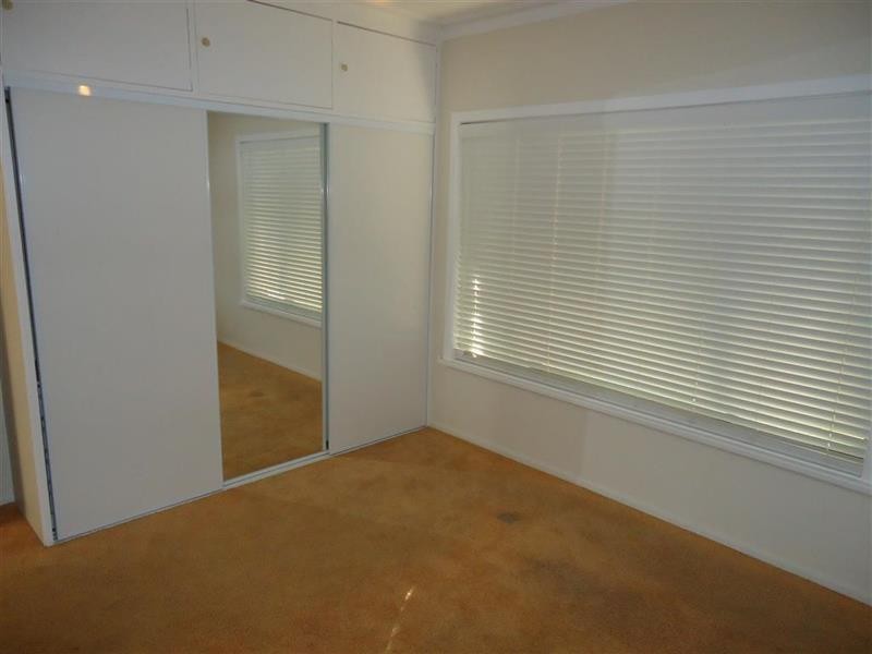 22 Marama Pde, Mount Austin NSW 2650
