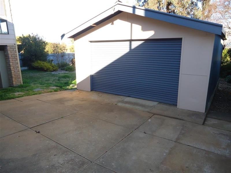 22 Marama Pde, Mount Austin NSW 2650