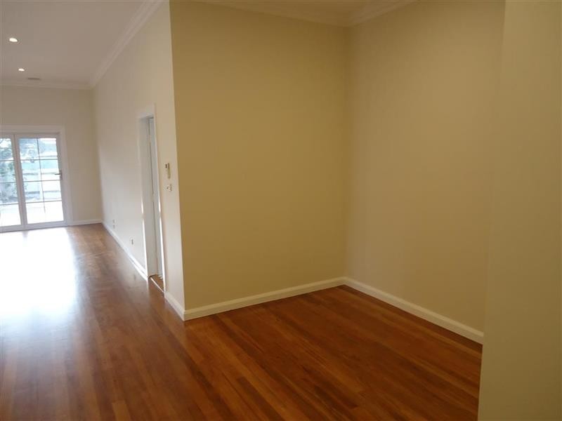 135 Gurwood St, Wagga Wagga NSW 2650