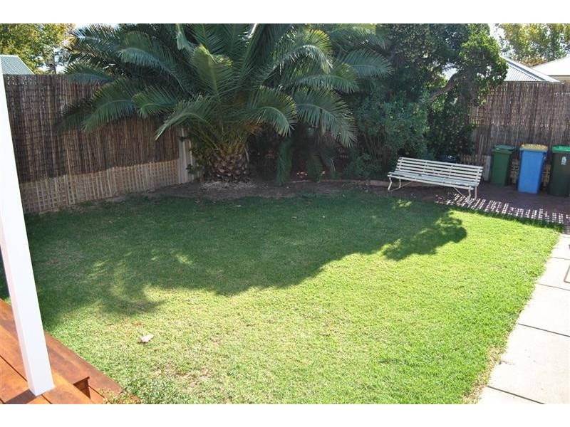 135 Gurwood St, Wagga Wagga NSW 2650