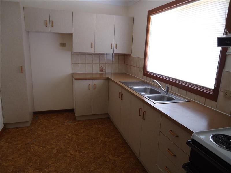 3/1 Borneo Cres, Ashmont NSW 2650