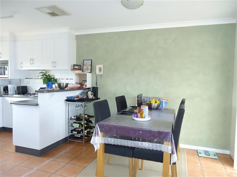 5 Clipper Way, Estella NSW 2650