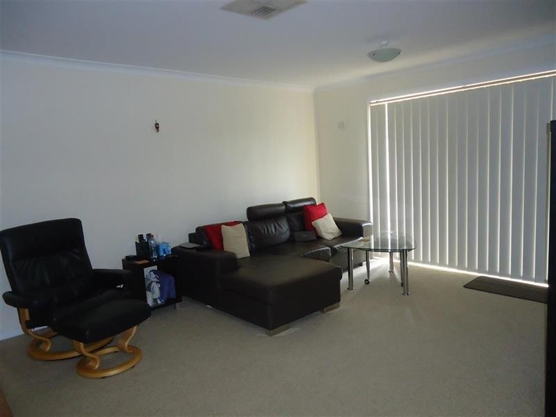 5 Clipper Way, Estella NSW 2650