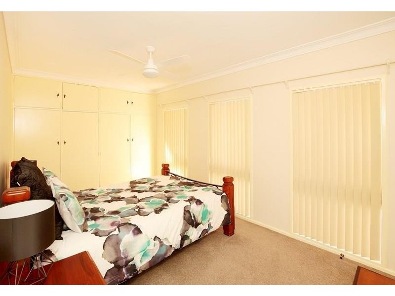 21 Inglis St, Lake Albert NSW 2650