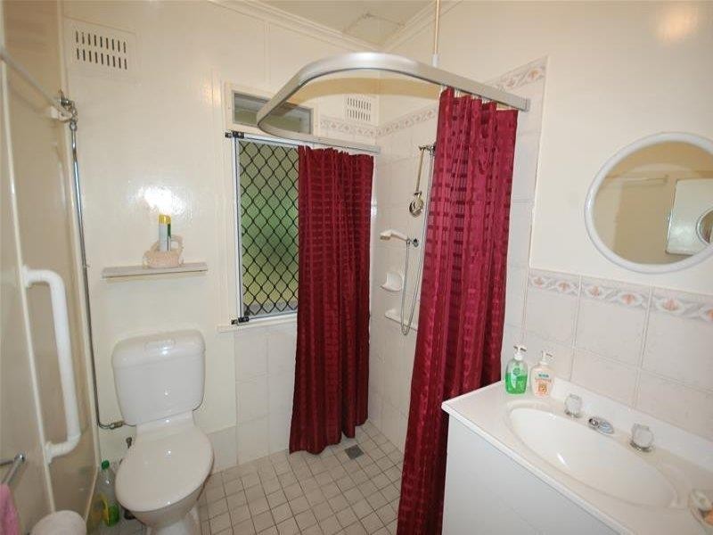 5 Condon Ave, Mount Austin NSW 2650