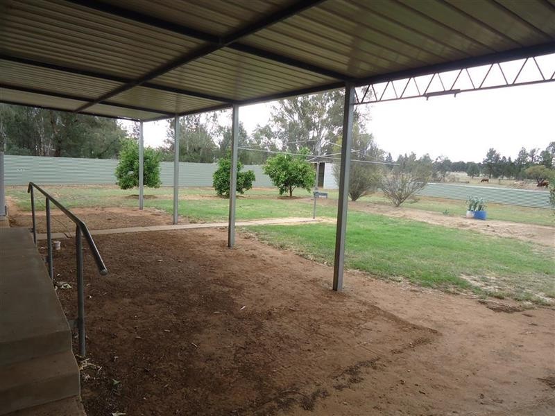 55 Galore St, Lockhart NSW 2656