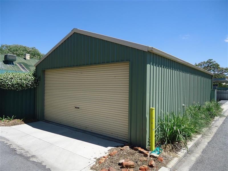 65 Trail St, Wagga Wagga NSW 2650