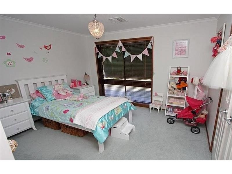 87 Pugsley Ave, Estella NSW 2650