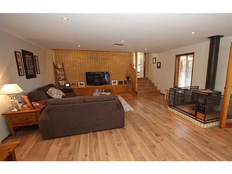 87 Pugsley Ave, Estella NSW 2650