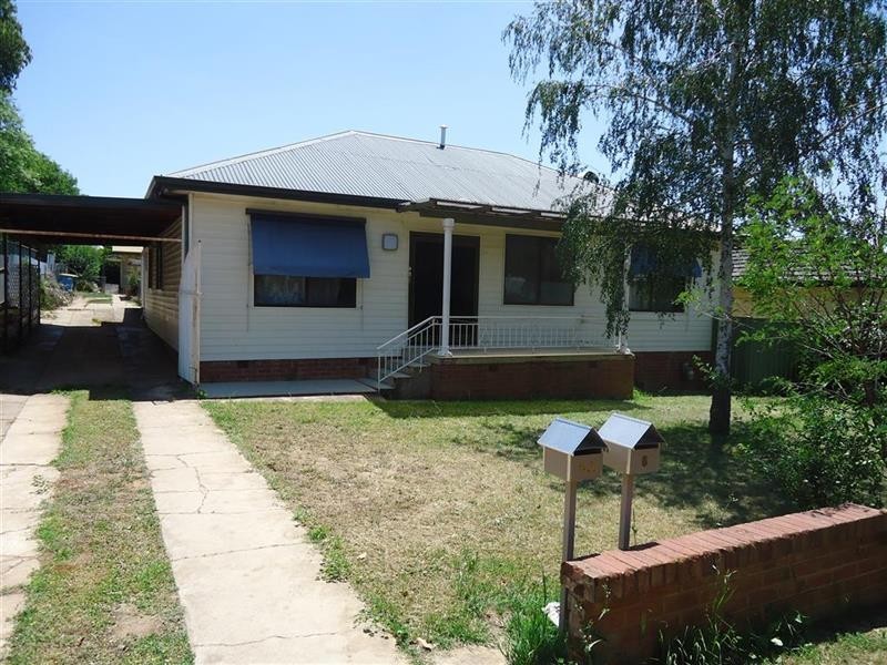 8 Rudd St, Turvey Park NSW 2650