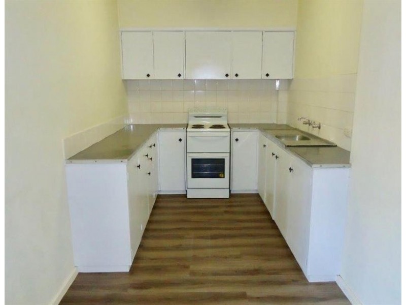 69 Beckwith St, Wagga Wagga NSW 2650