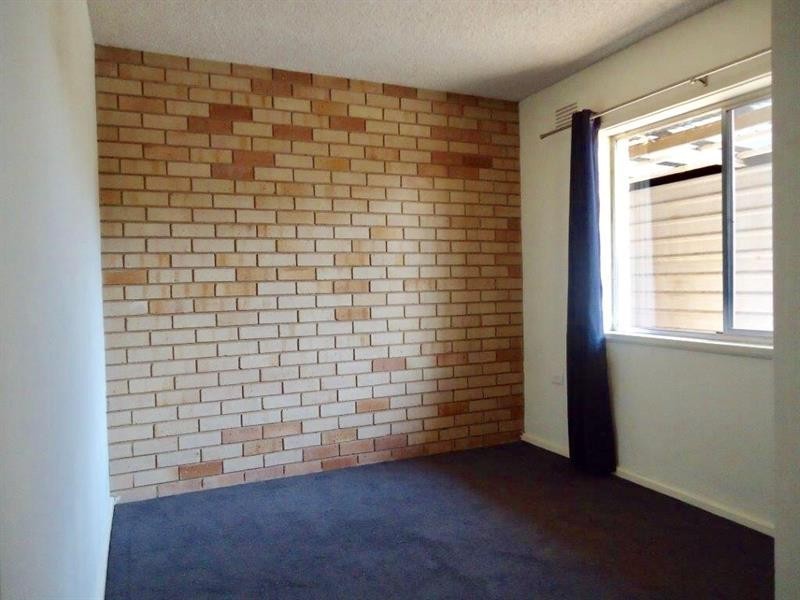 69 Beckwith St, Wagga Wagga NSW 2650