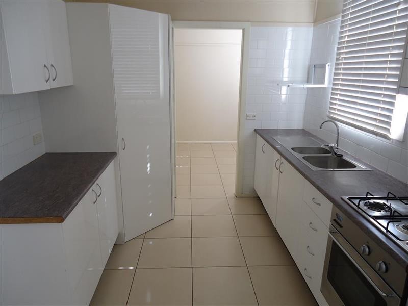 107 Mitchelmore St, Mount Austin NSW 2650