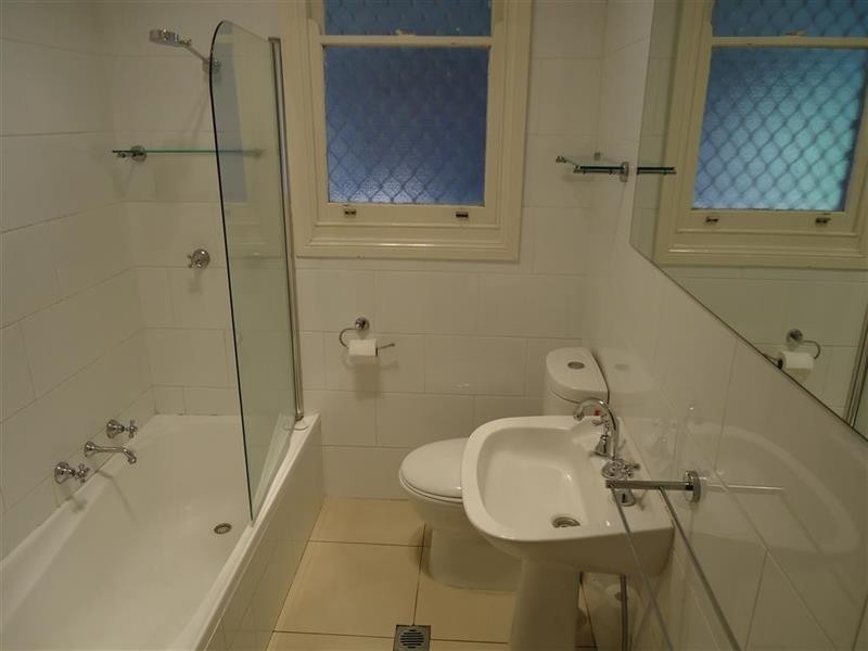 107 Mitchelmore St, Mount Austin NSW 2650