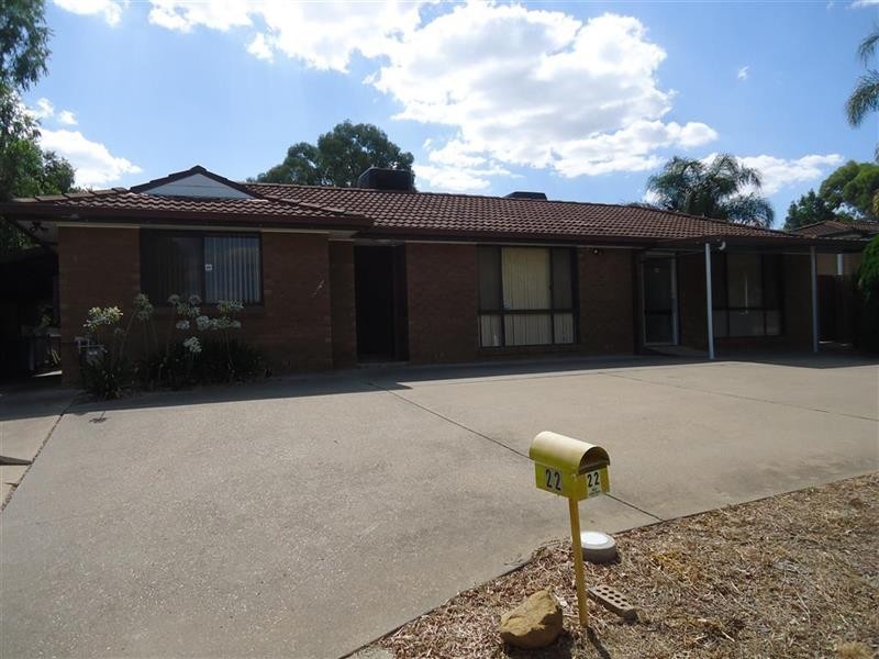 22 Pugsley Ave, Estella NSW 2650