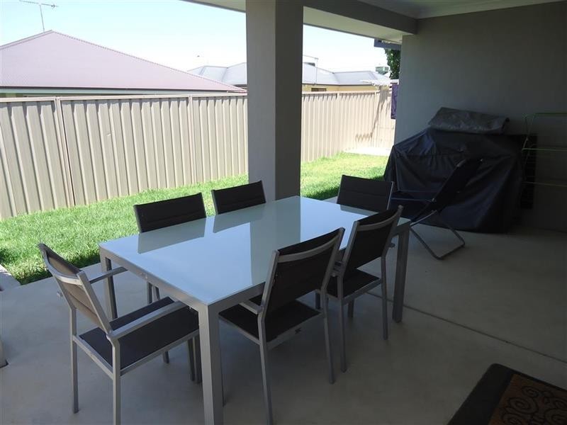 12/124 Mima St, Glenfield Park NSW 2650