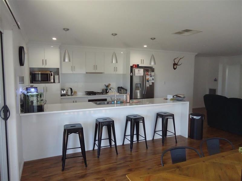 24 Darcy Dr, Boorooma NSW 2650