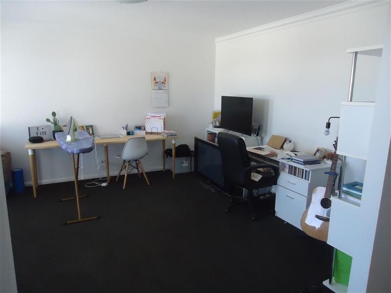 24 Darcy Dr, Boorooma NSW 2650