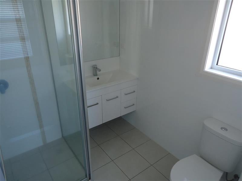 63 Kaloona Dr, Bourkelands NSW 2650