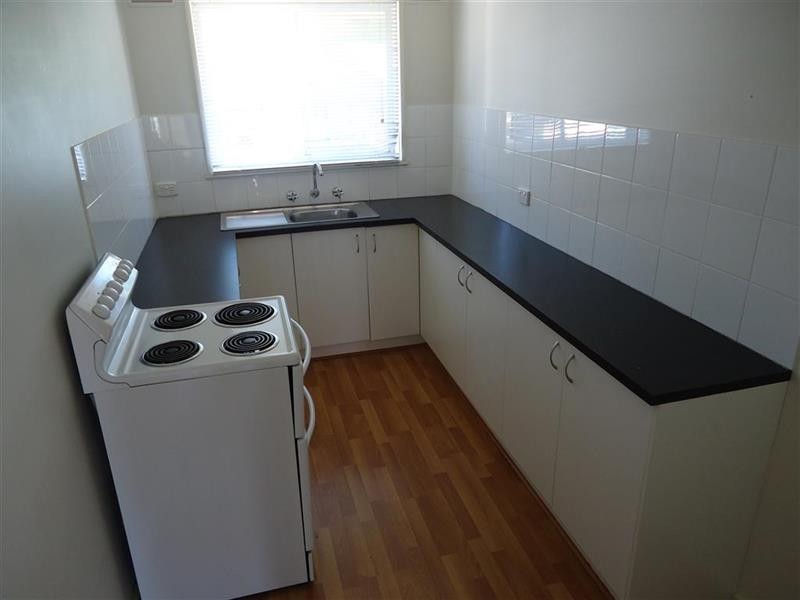 3/7 Halloran St, Turvey Park NSW 2650