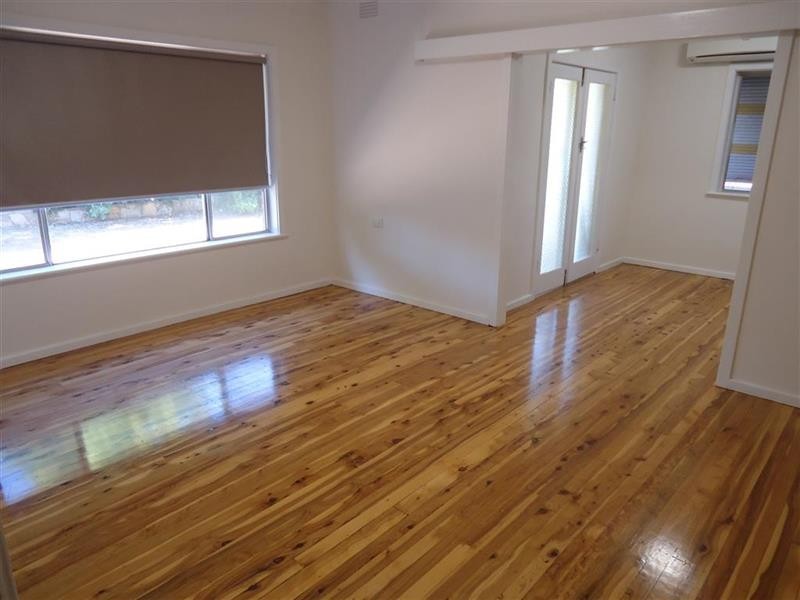 27 Heydon Ave, Turvey Park NSW 2650
