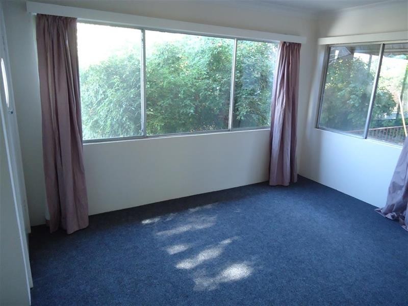 27 Heydon Ave, Turvey Park NSW 2650