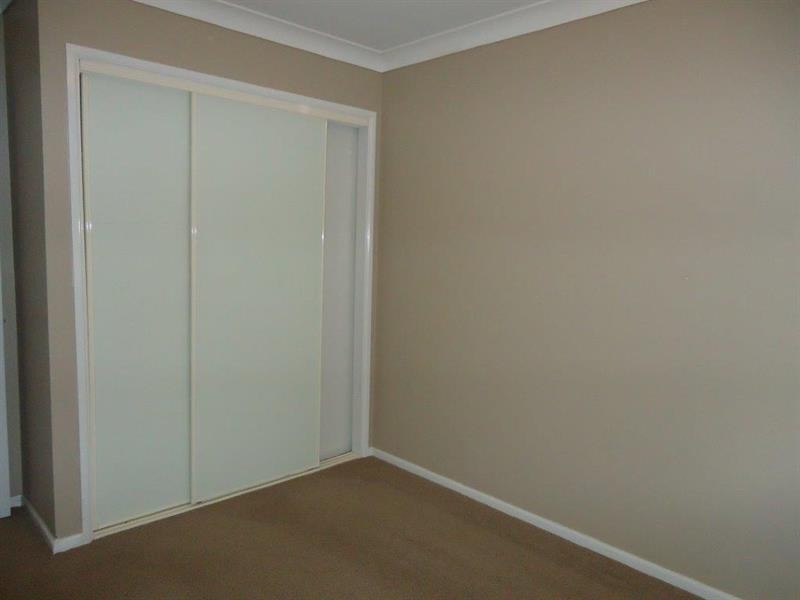 91 Yentoo Dr, Glenfield Park NSW 2650