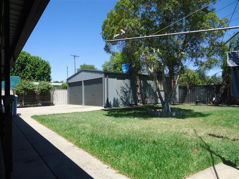 34 Bandera Ave, Glenfield Park NSW 2650