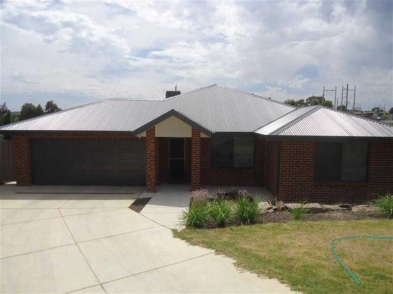 9 Chipp Pl, Lloyd NSW 2650