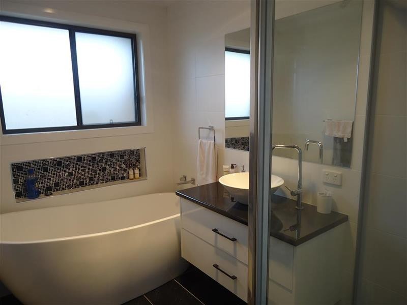 9 Chipp Pl, Lloyd NSW 2650