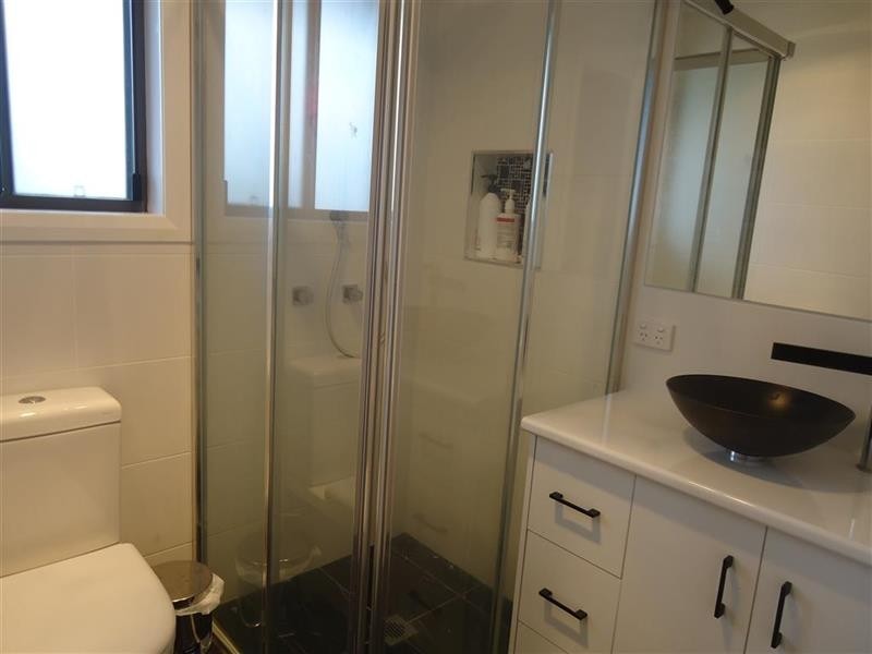 9 Chipp Pl, Lloyd NSW 2650