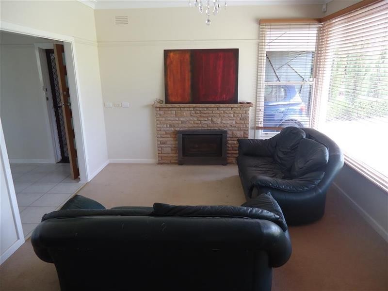 18 Marconi St, Kooringal NSW 2650