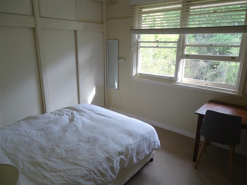 18 Marconi St, Kooringal NSW 2650