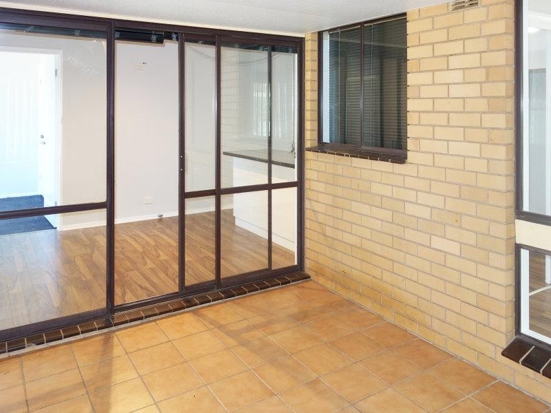 21 Banks Ave, Kooringal NSW 2650