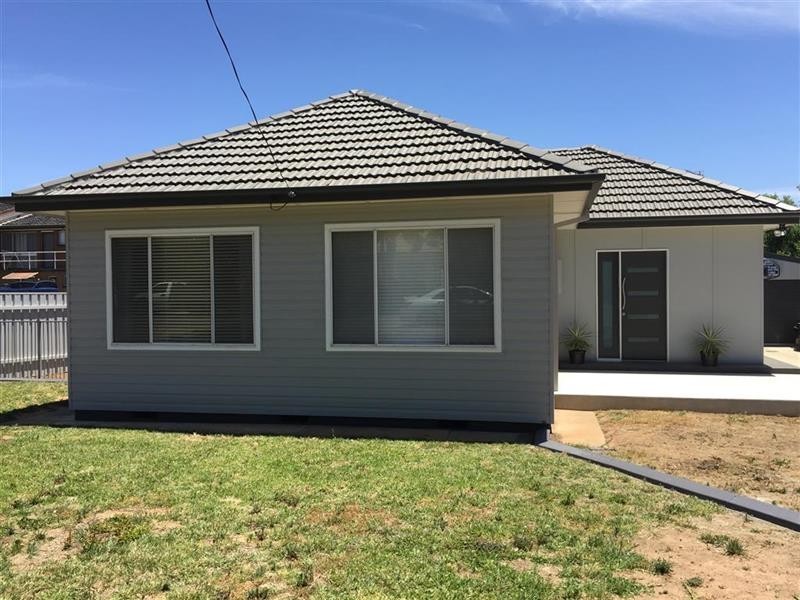 2 Cullen Rd, Wagga Wagga NSW 2650