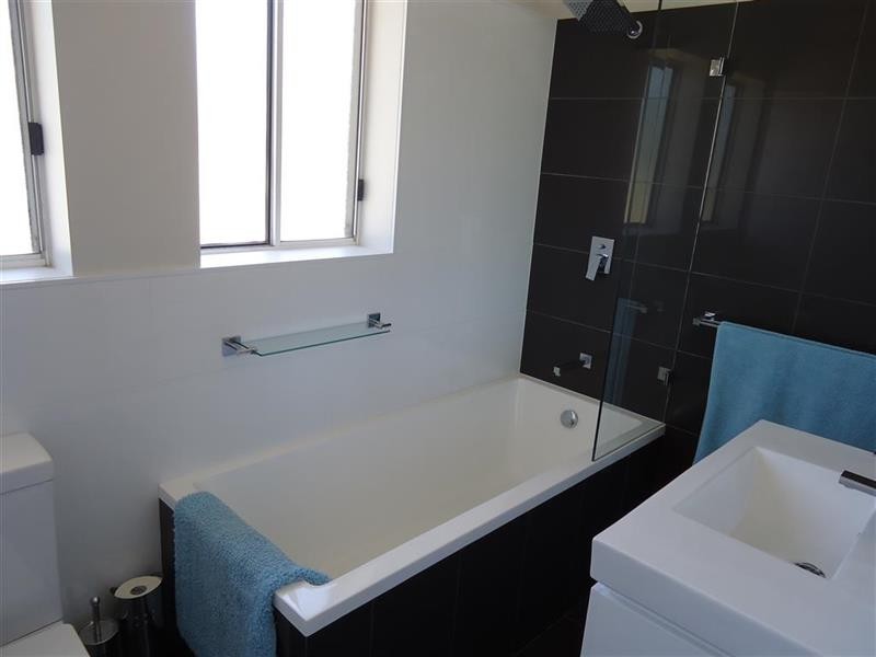 2 Cullen Rd, Wagga Wagga NSW 2650