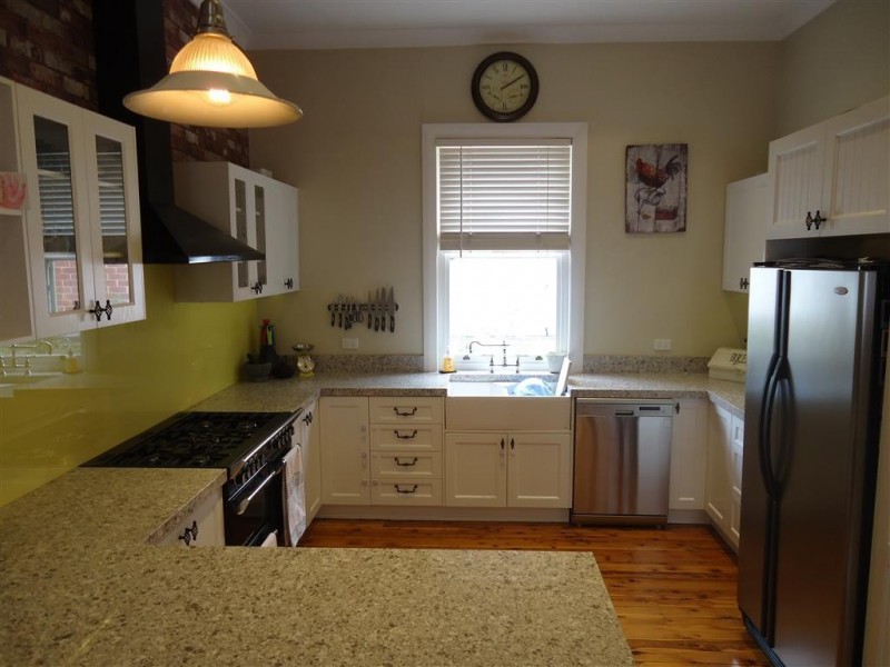 218 Gurwood St, Wagga Wagga NSW 2650