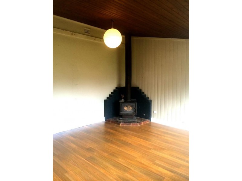 194 Gurwood St, Wagga Wagga NSW 2650