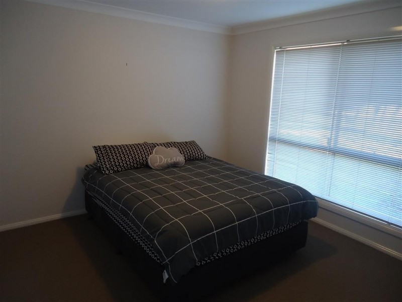 54 Avocet  Dr, Estella NSW 2650