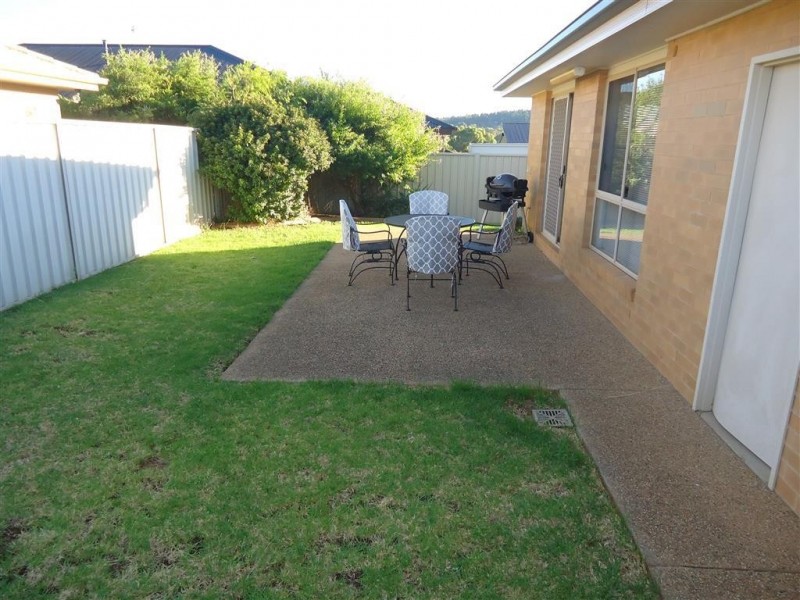 54 Avocet  Dr, Estella NSW 2650