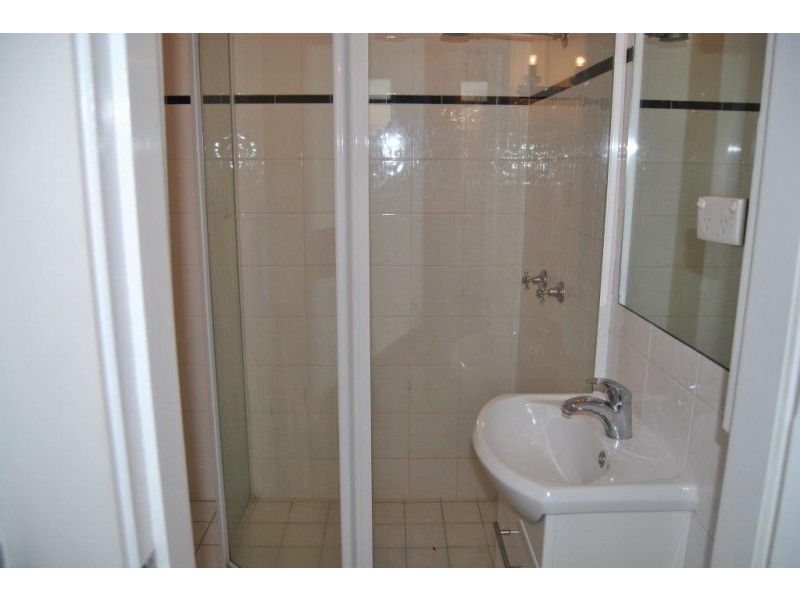 11/141 Gurwood St, Wagga Wagga NSW 2650