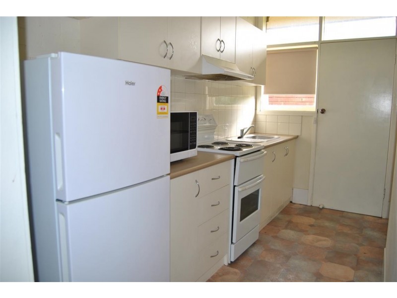 1/56 Northcott Pde, Mount Austin NSW 2650