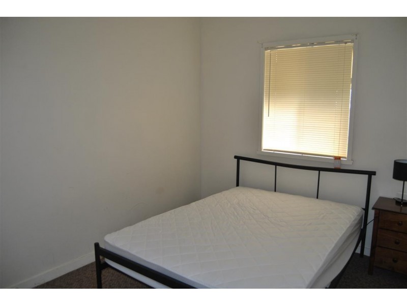 1/56 Northcott Pde, Mount Austin NSW 2650