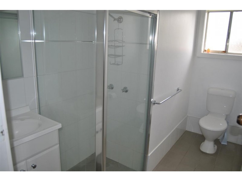 1/56 Northcott Pde, Mount Austin NSW 2650