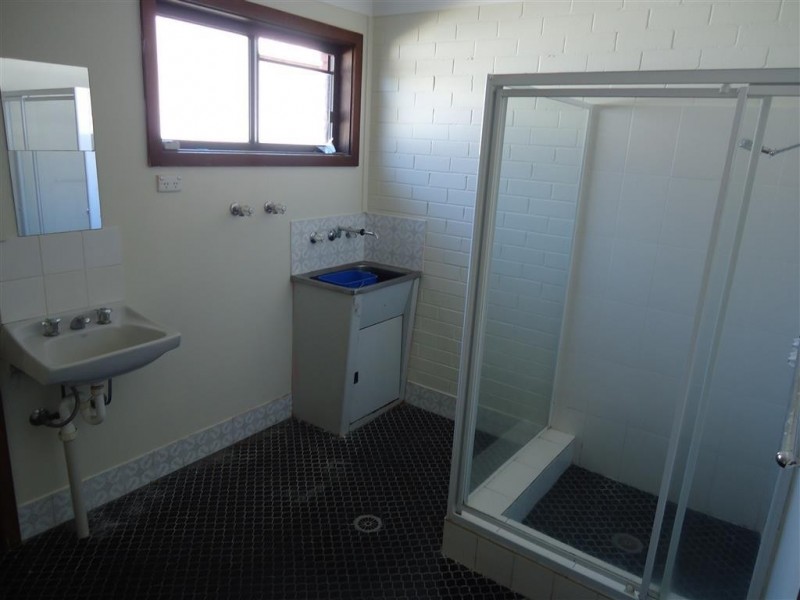 1/270 Fernleigh Road, Ashmont NSW 2650